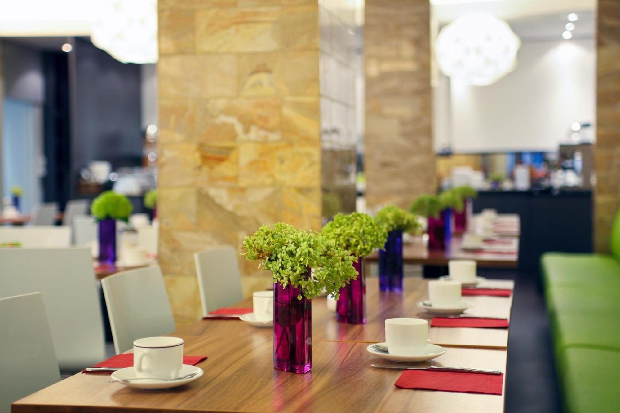 פרנקפורט Ibis Styles Frankfurt City מסעדה תמונה
